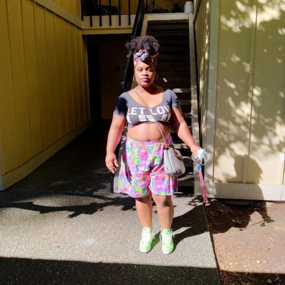 Meet your Posher, Rashunda - Picture 1 of 1